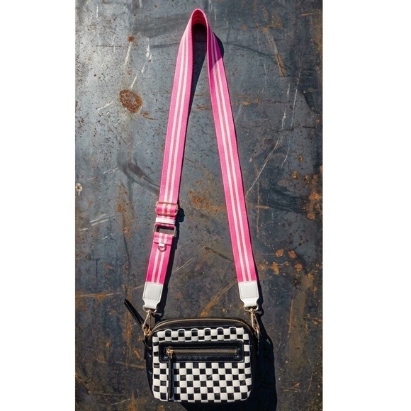 Universal Thread Handbags - Skater Girl Black & White Checkered Crossbody Bag Rare Hot Pink Guitar Strap